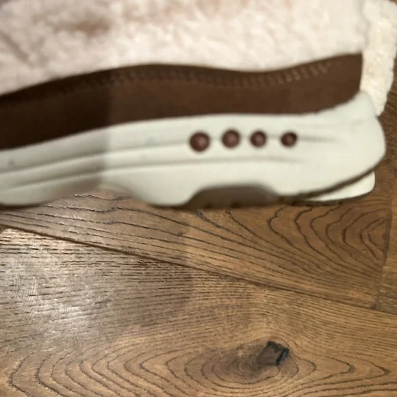 Easy Spirit - Picture 15 of 15